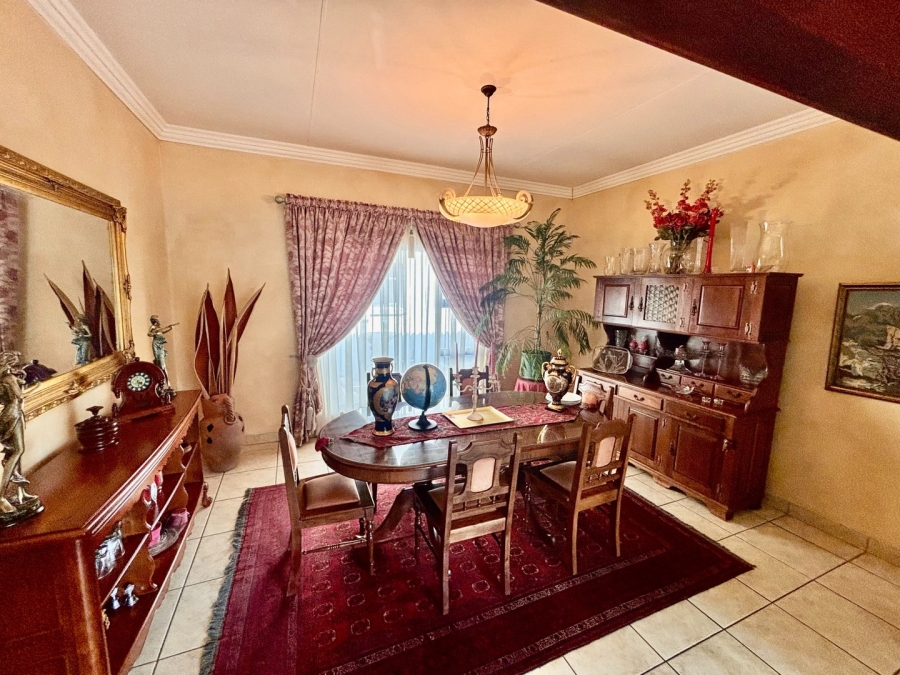5 Bedroom Property for Sale in Doringkruin North West